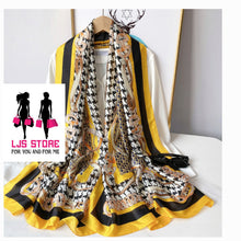 Charger l'image dans la galerie, GRAND FOULARD EN SATIN SOIE