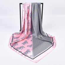 Charger l'image dans la galerie, Foulard LJS