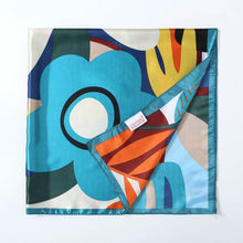 Charger l'image dans la galerie, Nos foulards LJS se déclinent sous différents styles, ils sauront mettre en lumière votre style.
Matière : Nous utilisons du véritable satin pour nos foulards.
Dimensions : L 110 x L 110cm
Livraison rapide : Nous proposons une livraison rapide partout