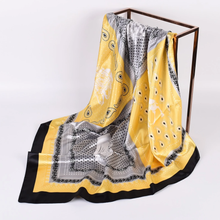 Charger l'image dans la galerie, Foulard LJS