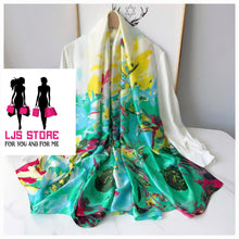 Charger l'image dans la galerie, GRAND FOULARD EN SATIN SOIE