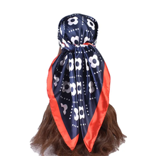 Charger l'image dans la galerie, Foulard LJS