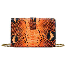 Charger l'image dans la galerie, Sac-motif-serpent-LJS-fond-blanc