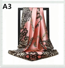 Charger l'image dans la galerie, Foulard LJS